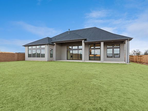 7th image of this home