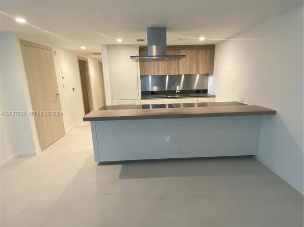 1000 Brickell Plz, Miami, FL
