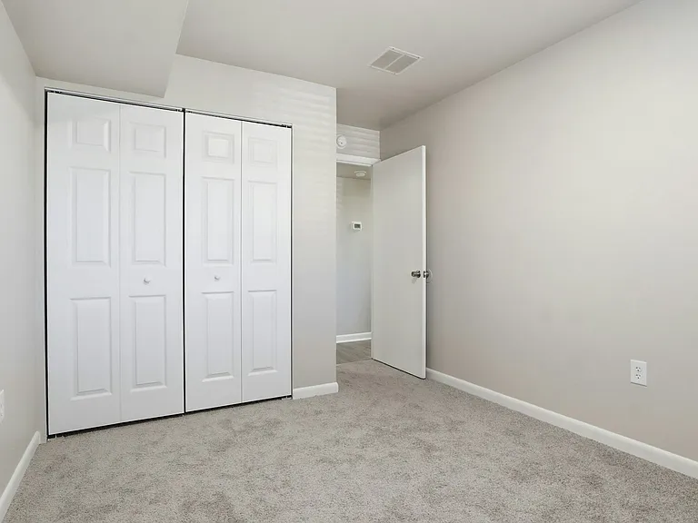 105 E Allen St #303 — Photo 13