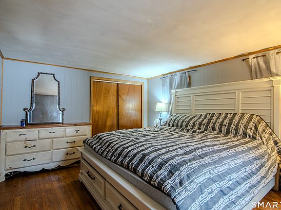 5th image of 45 Navratil Road