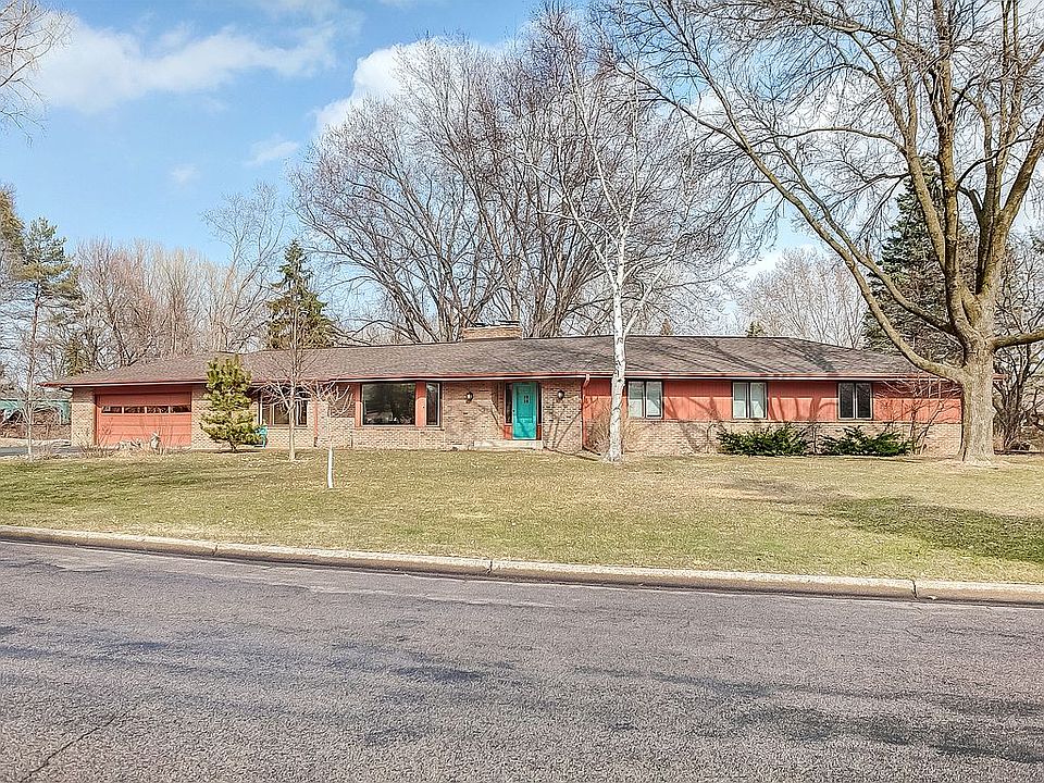 2nd image of 1926 Gluek Ln