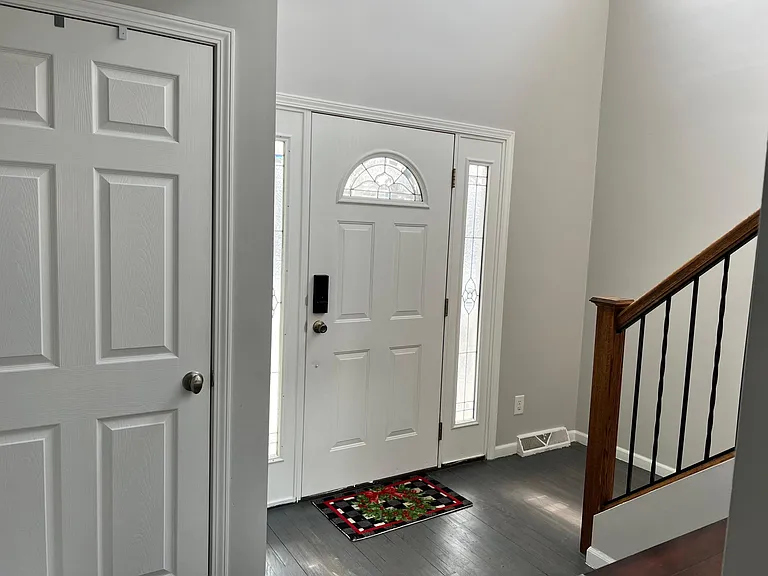 1387 Smith Ave — Photo 6