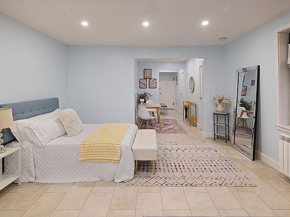 5th image of 25 Indian Rd APT 2A