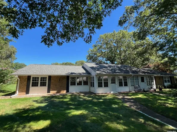 323A Woodbridge Drive #A, Ridge, NY 11961