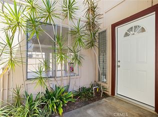 325 W Saint Andrews Ln, Azusa, CA 91702