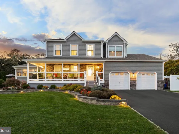 218 Pershing Ave, Horsham, PA 19044