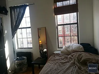 Rented by Bond New York