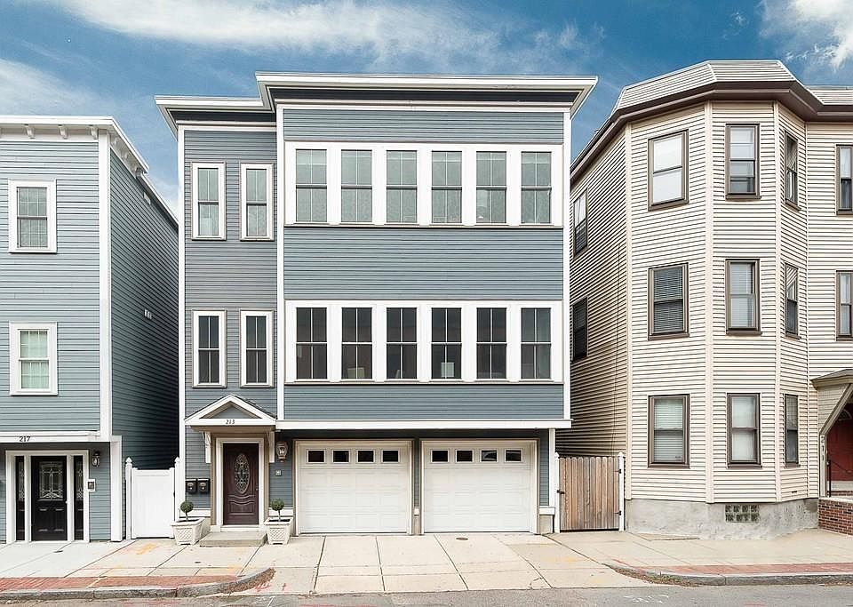 2nd image of 213 W 2nd St #1