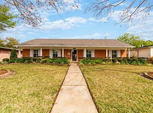 9514 Meadowbriar Ln, Houston, TX 77063