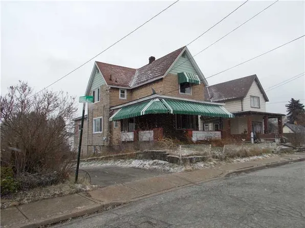 660 S 14th St, Monessen, PA 15062