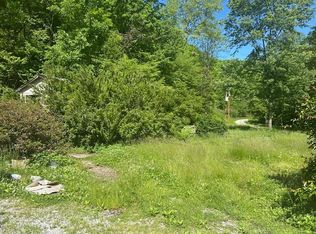 212 Asher Branch Rd, Hyden, KY 41749