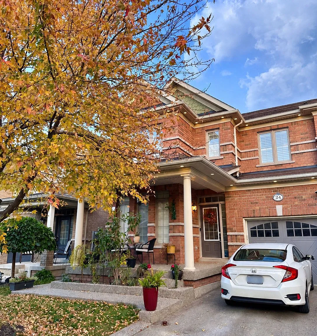 2 bed, $1,499 — Photo 1