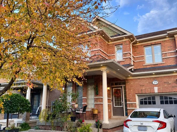 24 Aird Ct, Milton, ON L9T 3Y1