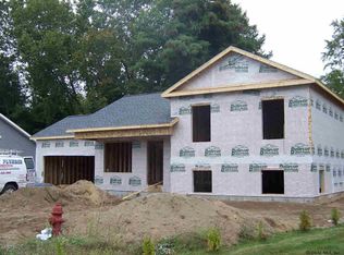 20 Quarry Cir, Hudson Falls, NY 12839