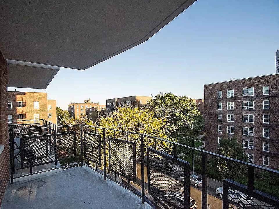 1st image of 7235 112th St APT 6F