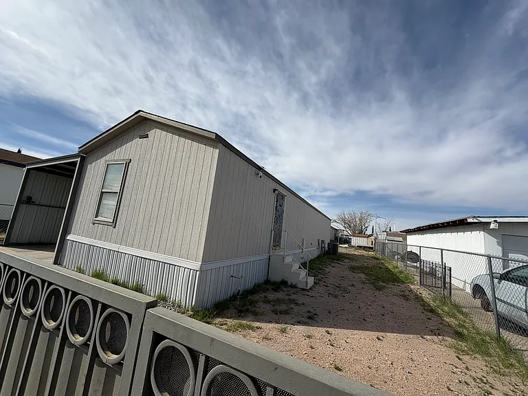 6009 Antler Dr — Photo 3