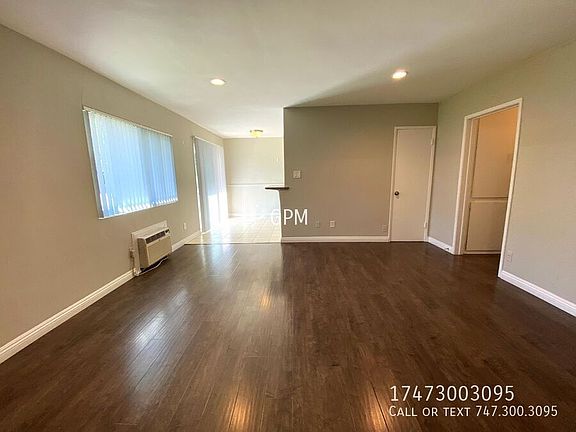 4th image of 514 W Huntington Dr Unit B