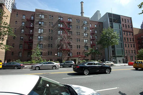 Rented by Douglas Elliman | media 11