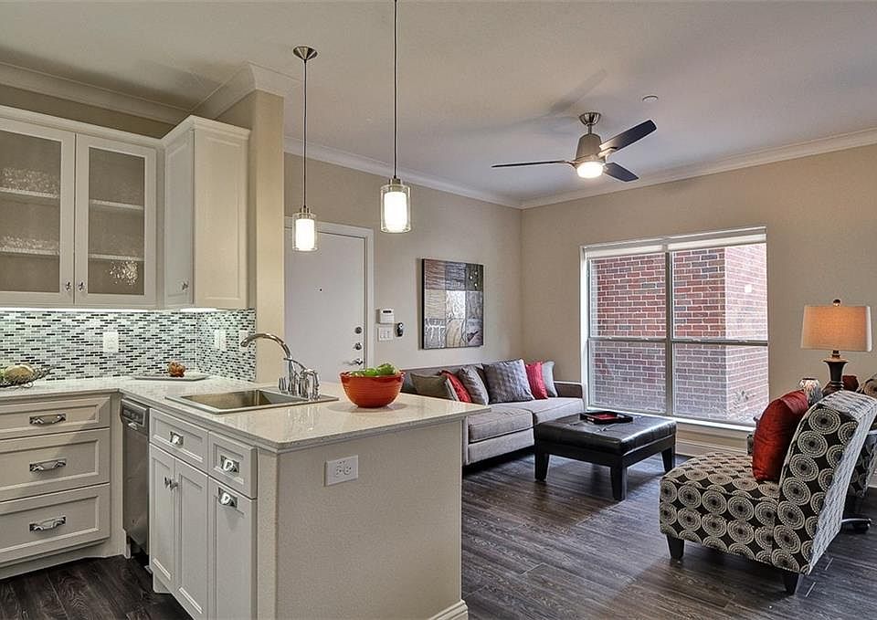 1st image of 4554 Glenwick Ln APT 3205