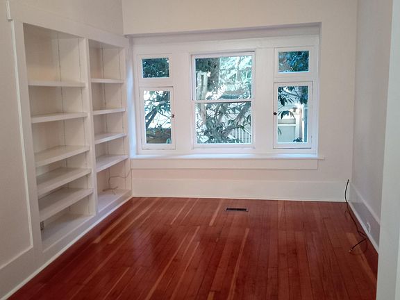 4th image of 175 Germania St