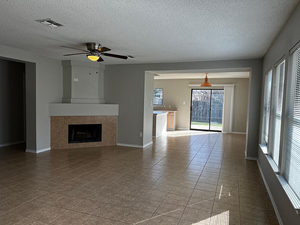 1st image of 6408 White Oaks Ln