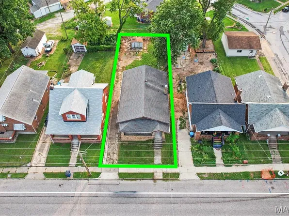 1407 Telegraph Rd, Saint Louis, MO 63125