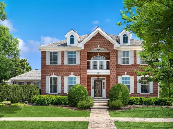 1619 Annapolis Dr, Glenview, IL 60026