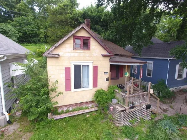5717 King Hill Ave, Saint Joseph, MO 64504