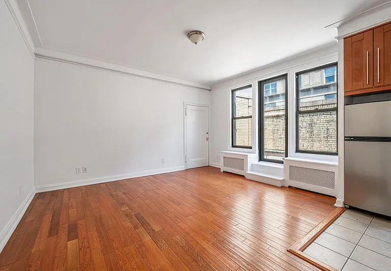 52 Clark St #9F — Photo 2