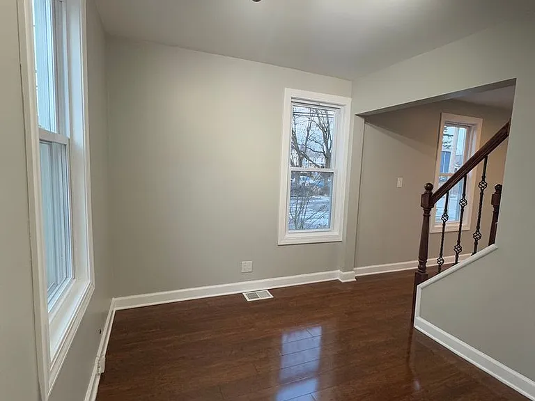 18320 Morris Ave — Photo 17