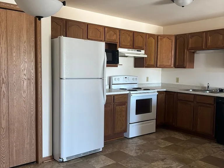 W1083 Lewis Ln — Photo 35