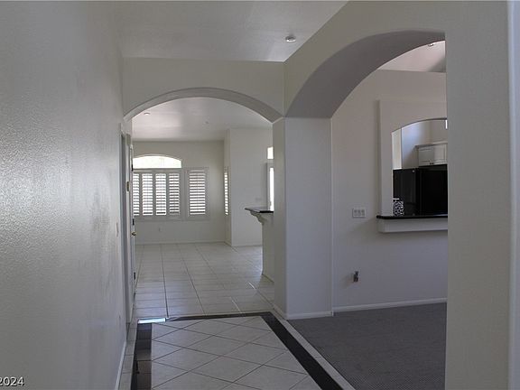 5th image of 4771 Norwegian St #0