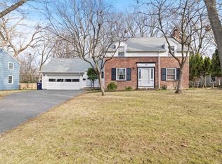 46 Parkmere Rd, Rochester, NY 14617