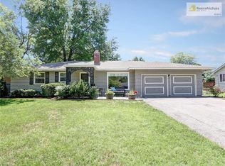 1201 E Willow Dr, Olathe, KS 66061