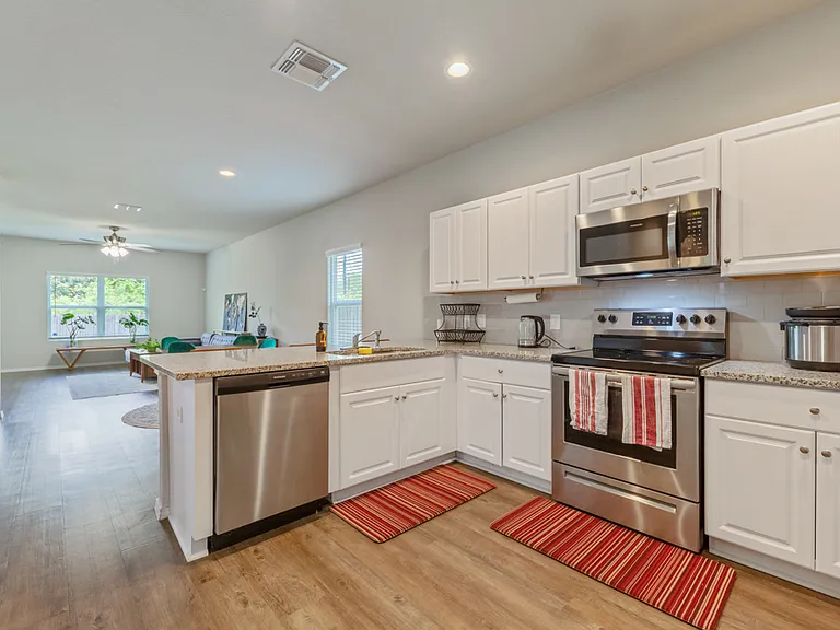 7627 Apex Lndg — Photo 19
