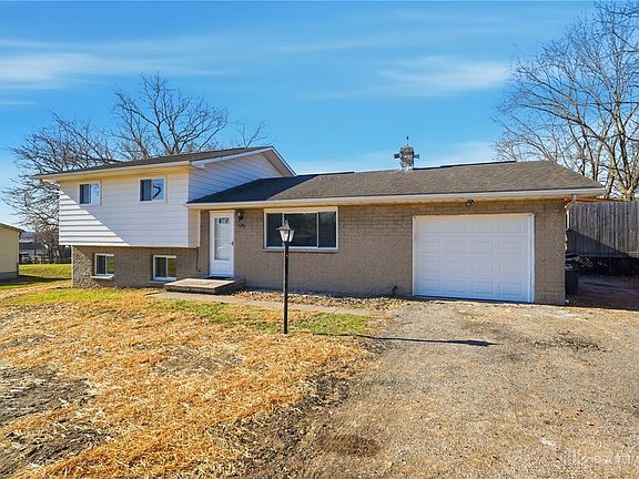 2nd image of 2615 Cincinnati Dayton Rd