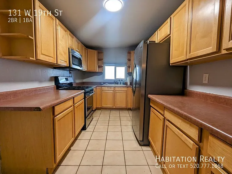 131 W 19th St — Photo 2