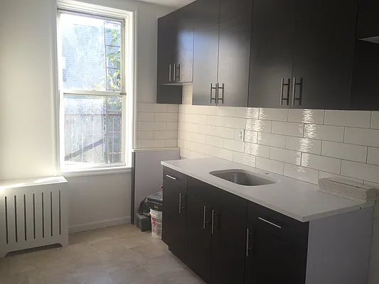 Rented by Avidwell LLC | media 64