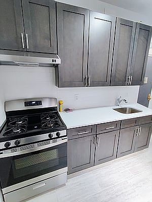 3rd image of 29-06 Crescent St #6