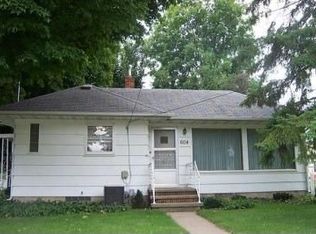 604 14th St NW, Rochester, MN 55901