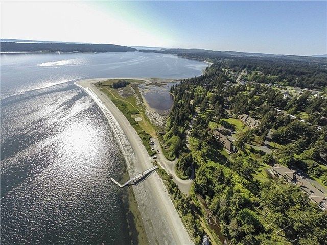 2nd image of 30 Harborview Dr #1017