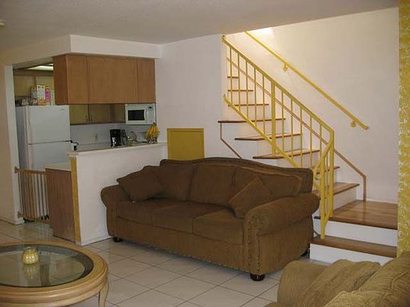 Living room & Kitchen