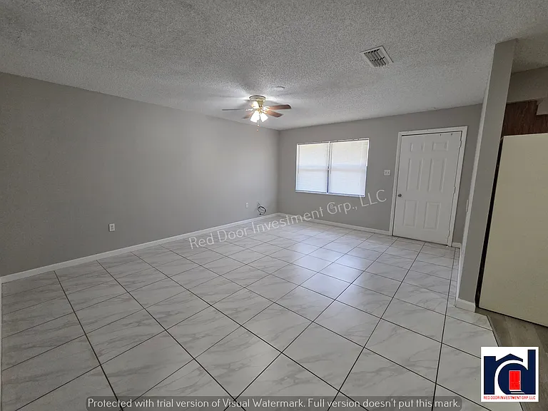 3831 NE 41st St #D — Photo 3