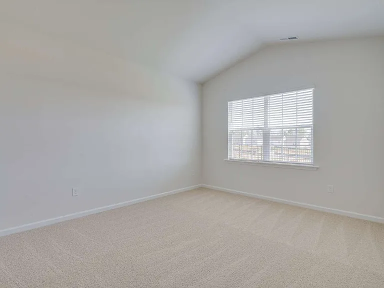 213 Moore Creek Dr — Photo 16