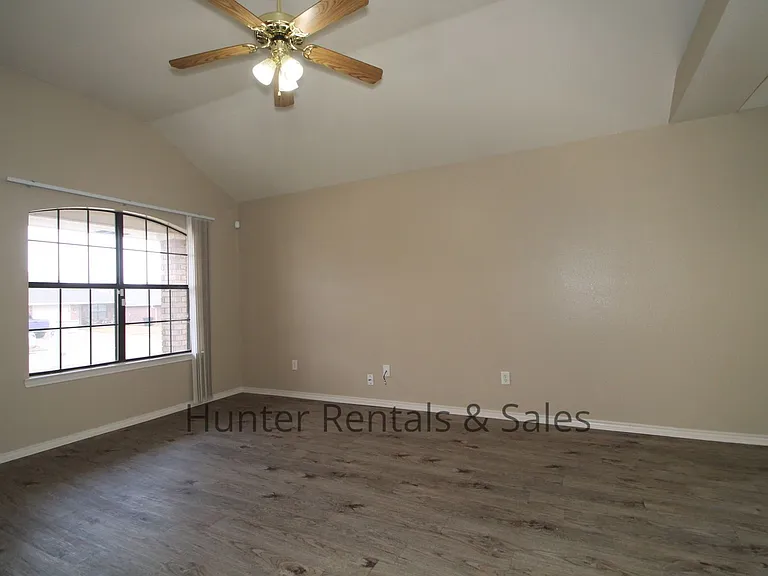 5006A John David Dr — Photo 6