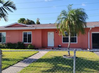 10520 SW 151st Ter, Miami, FL 33176