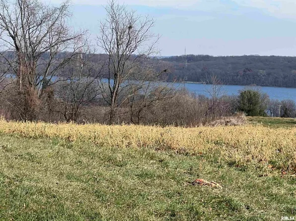 3 277th Ave #Le, Le Claire, IA 52753