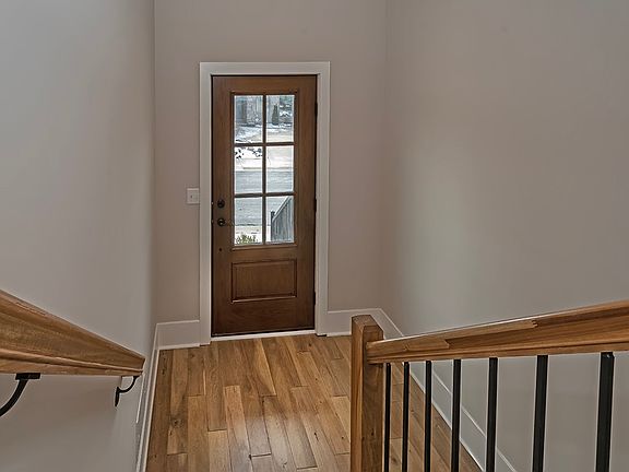 2nd image of 233 Lucca Ln