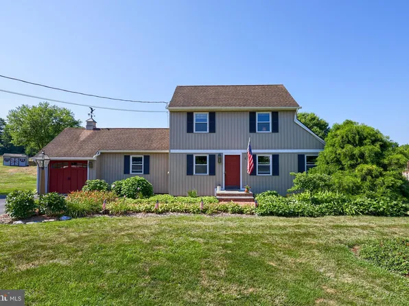 6811 W Elizabethtown Rd, Manheim, PA 17545