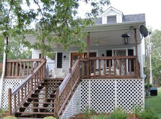 498 Lakeview Farm Rd, Cross Hill, SC 29332